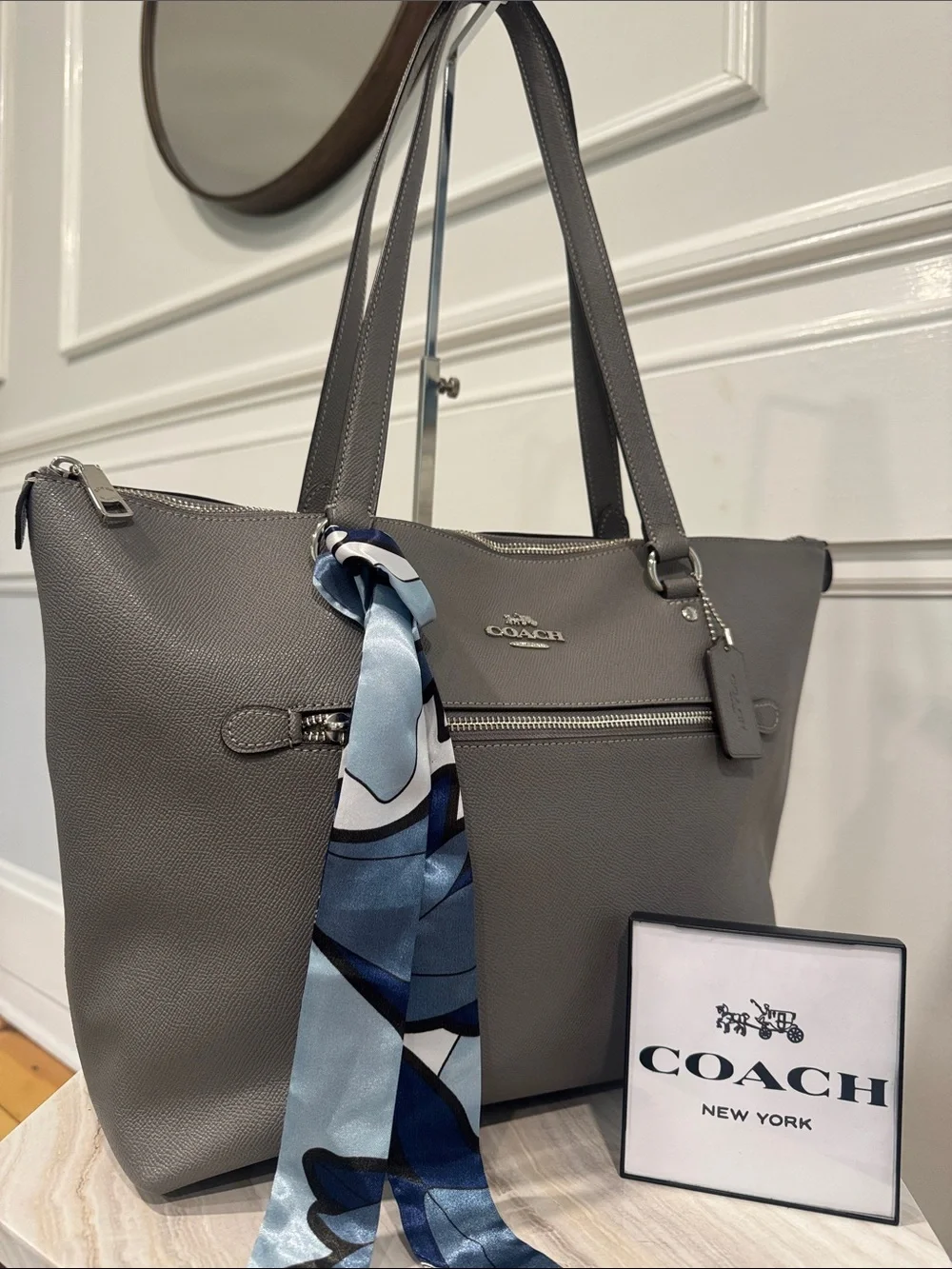 Coach Bag Gallery Grey Leather Tote with Scarf - Picture 1 of 17